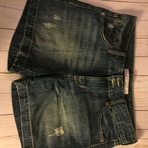 Old Navy Distressed Shorts Size 8